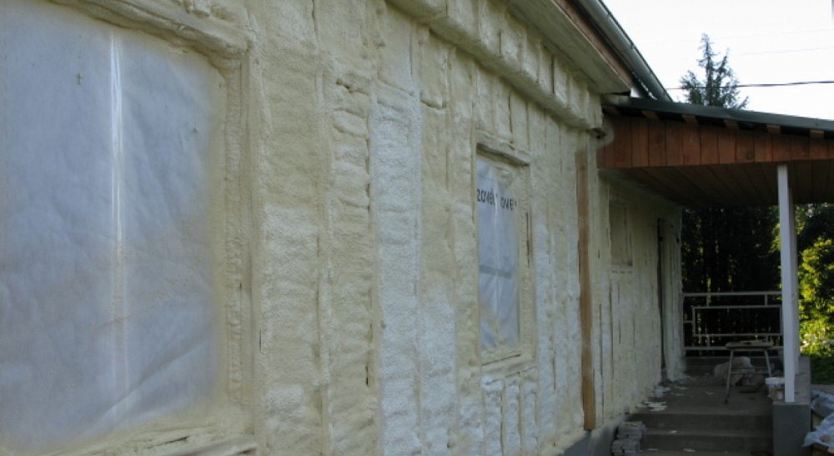 Утепление фасада щитового дома ппу